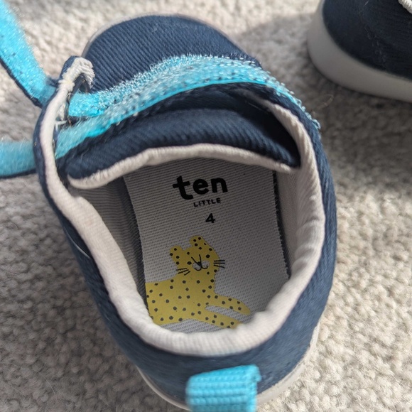 Ten Little Navy Size 4 Toddler Shoes - Picture 5 of 5